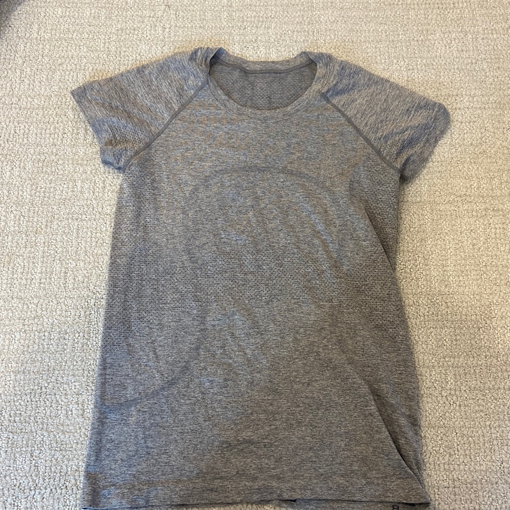 Gray Lululemon Size 8 Swiftly Tech - image 1